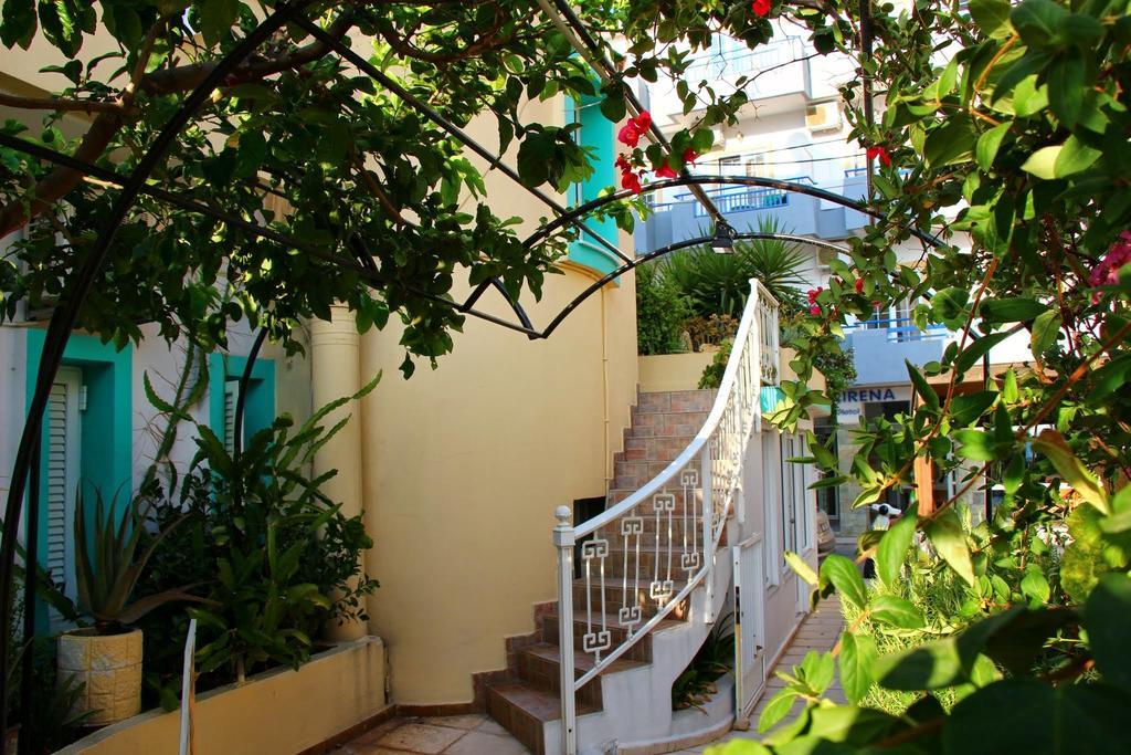 Albatross Apartments Amoudara  Ngoại thất bức ảnh