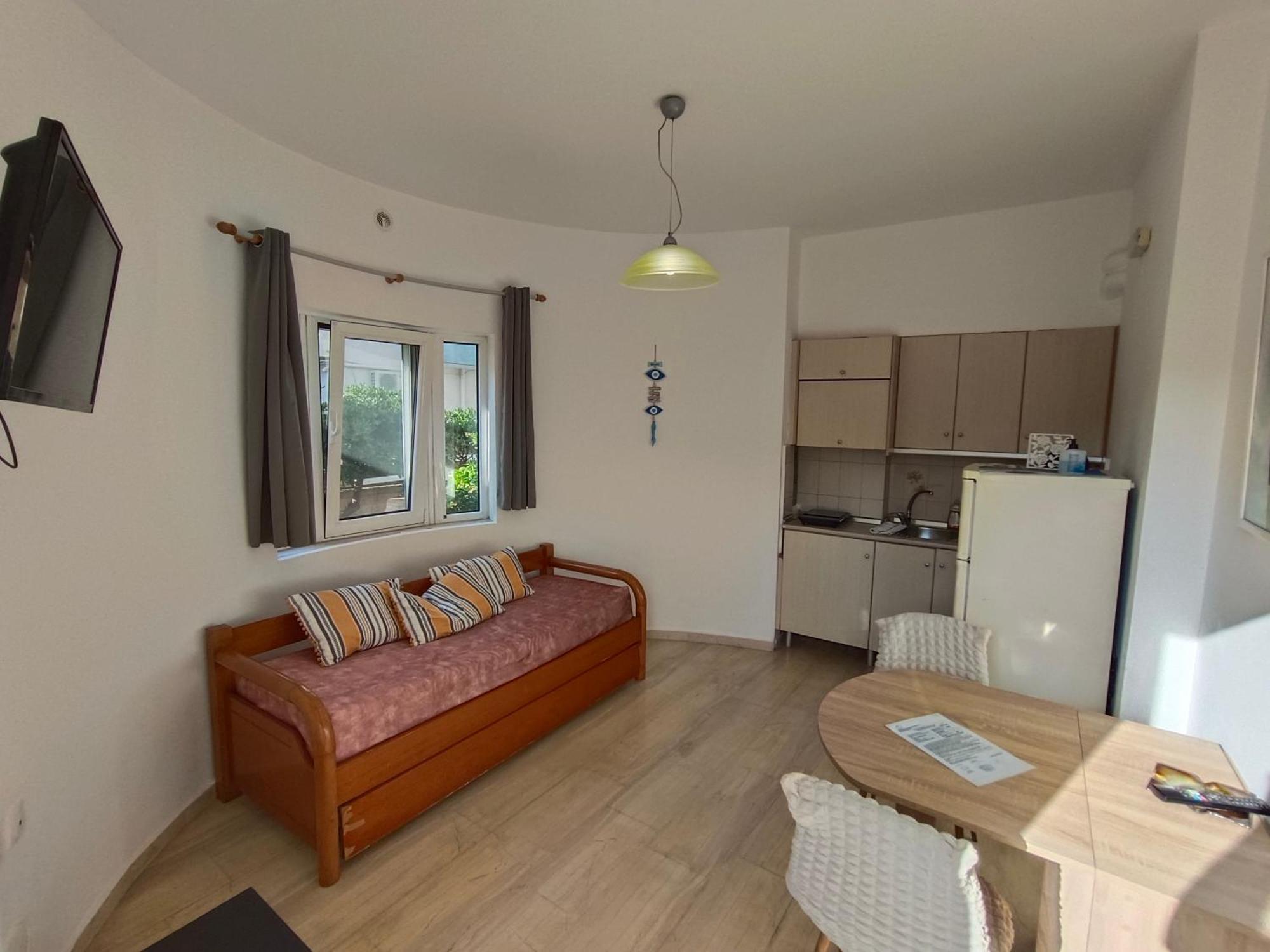 Albatross Apartments Amoudara  Ngoại thất bức ảnh