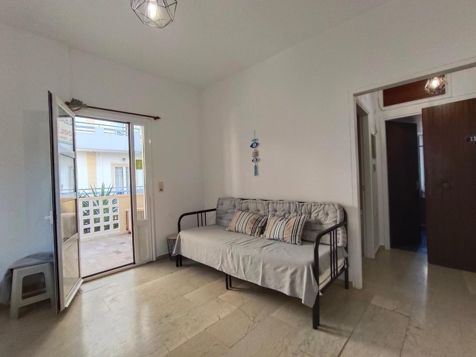 Albatross Apartments Amoudara  Ngoại thất bức ảnh