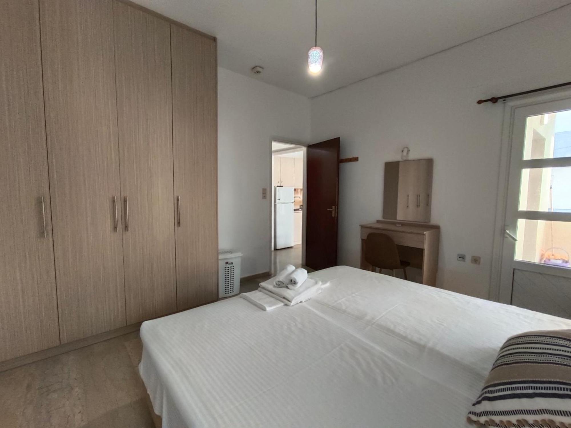 Albatross Apartments Amoudara  Ngoại thất bức ảnh