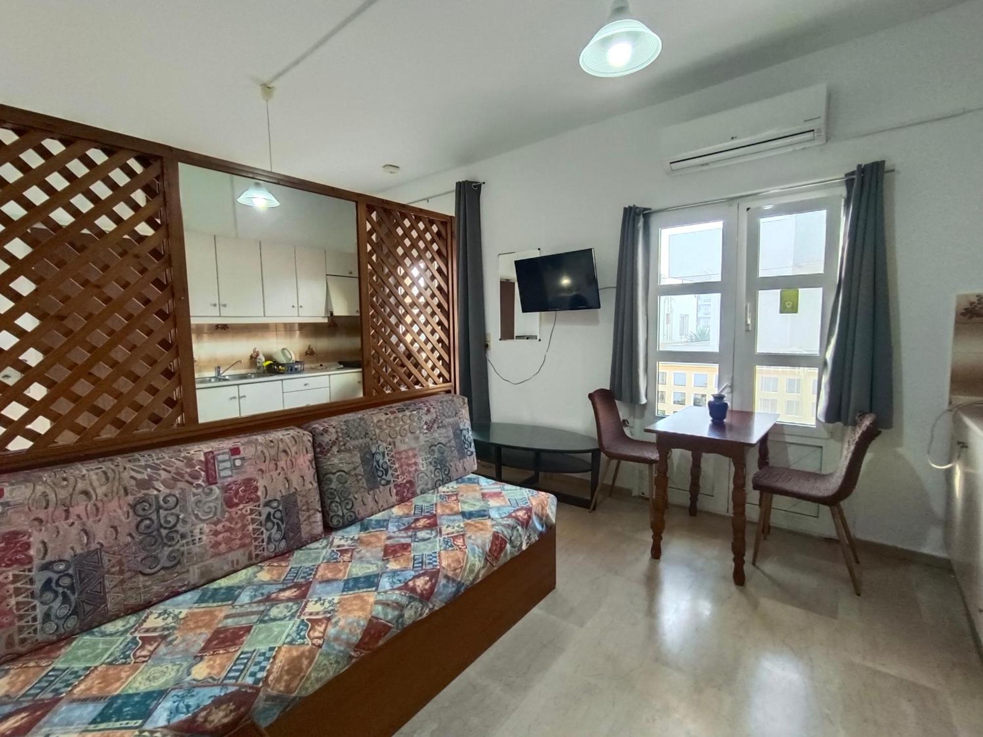 Albatross Apartments Amoudara  Ngoại thất bức ảnh
