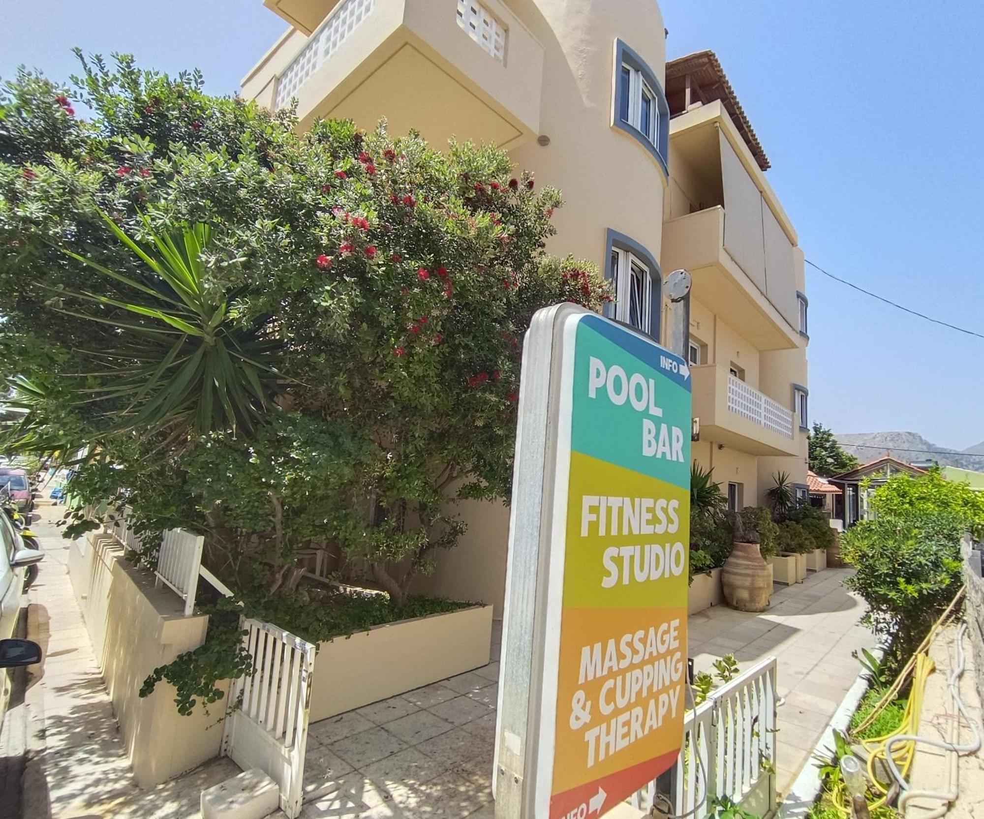 Albatross Apartments Amoudara  Ngoại thất bức ảnh
