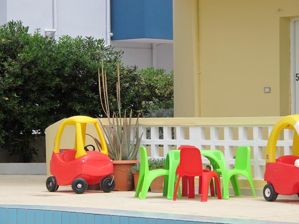 Albatross Apartments Amoudara  Ngoại thất bức ảnh