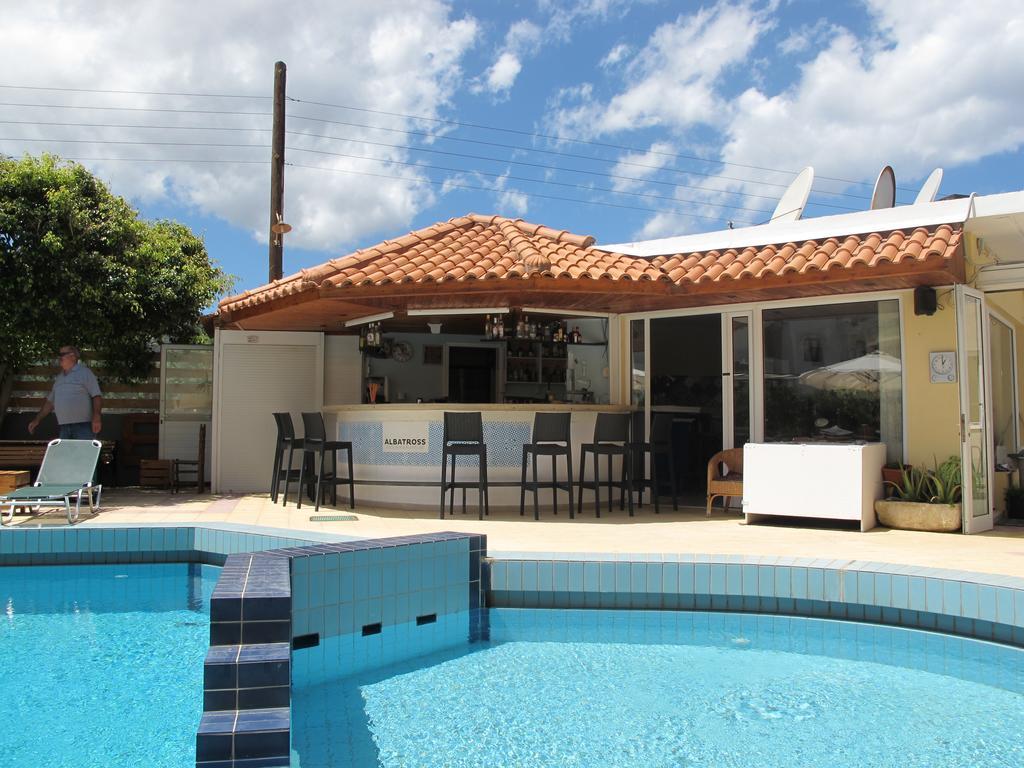 Albatross Apartments Amoudara  Ngoại thất bức ảnh