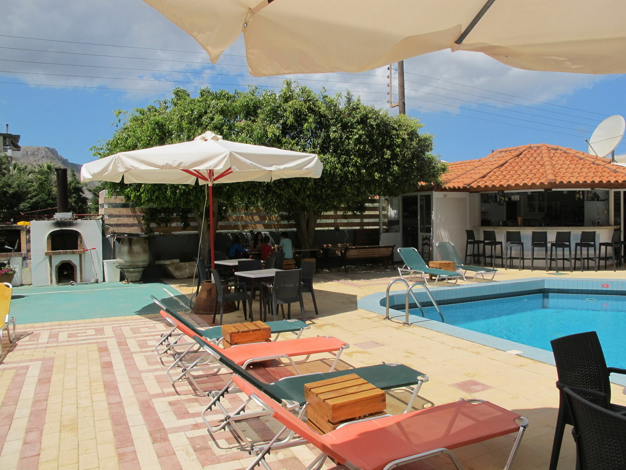 Albatross Apartments Amoudara  Ngoại thất bức ảnh