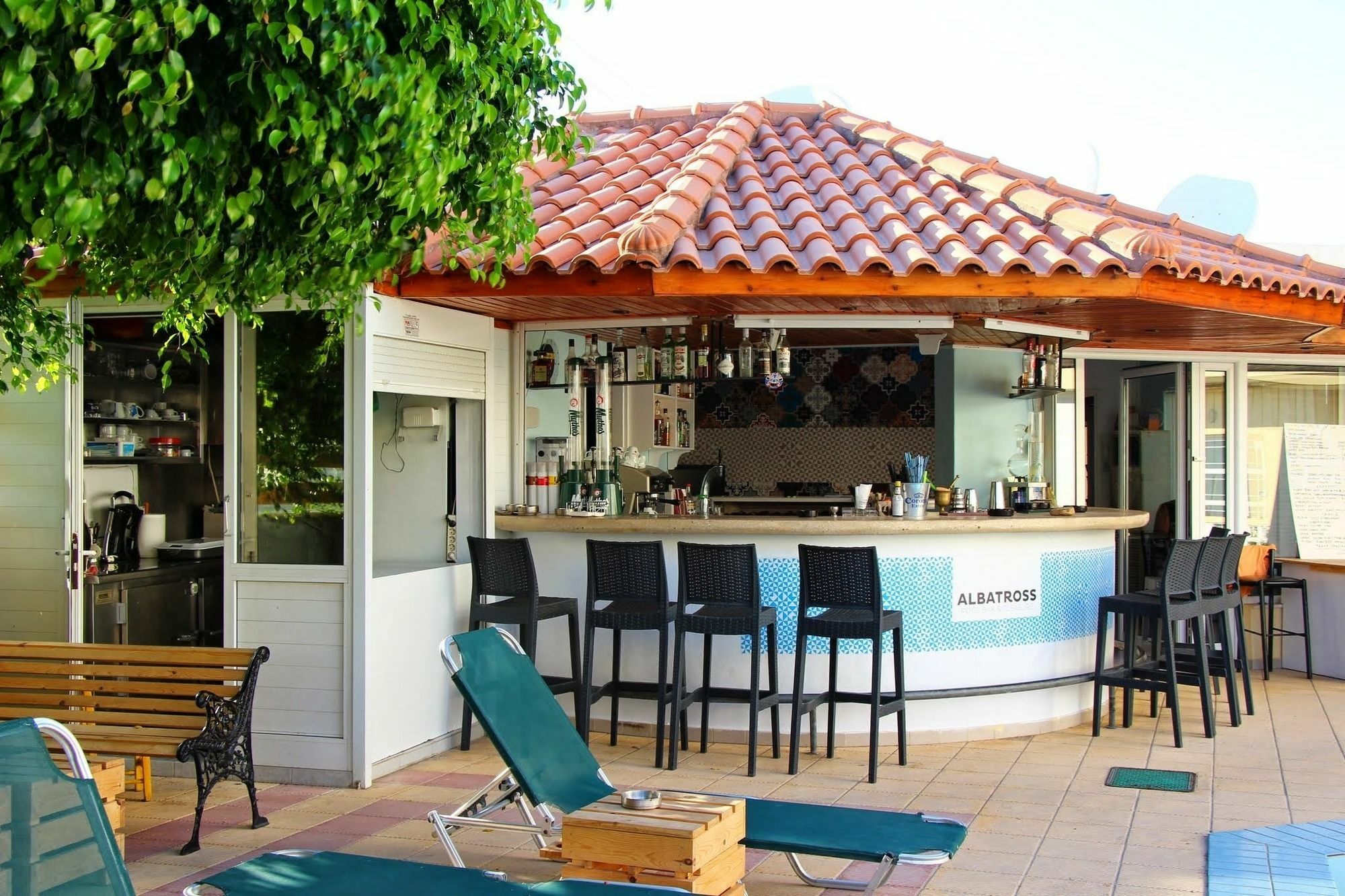 Albatross Apartments Amoudara  Ngoại thất bức ảnh